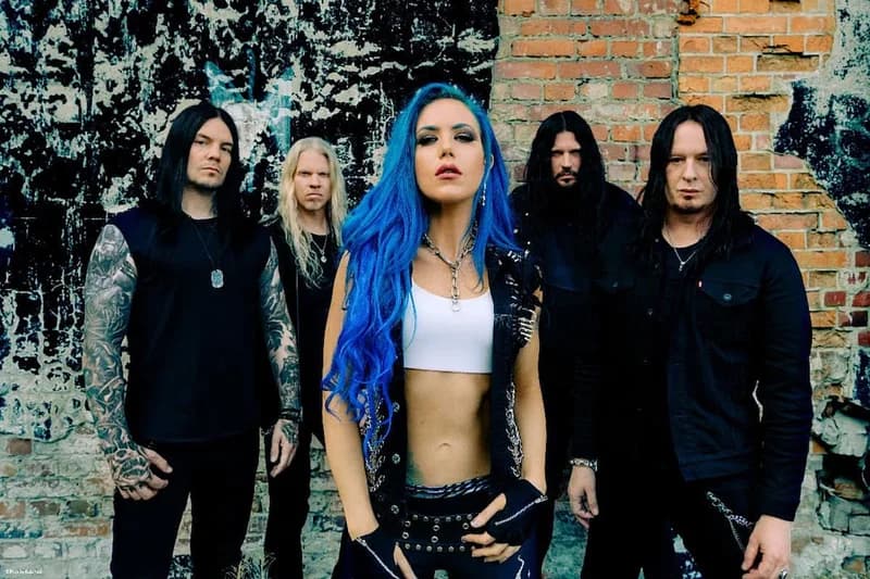 Arch Enemy desata el reinado de “Blood Dynasty”