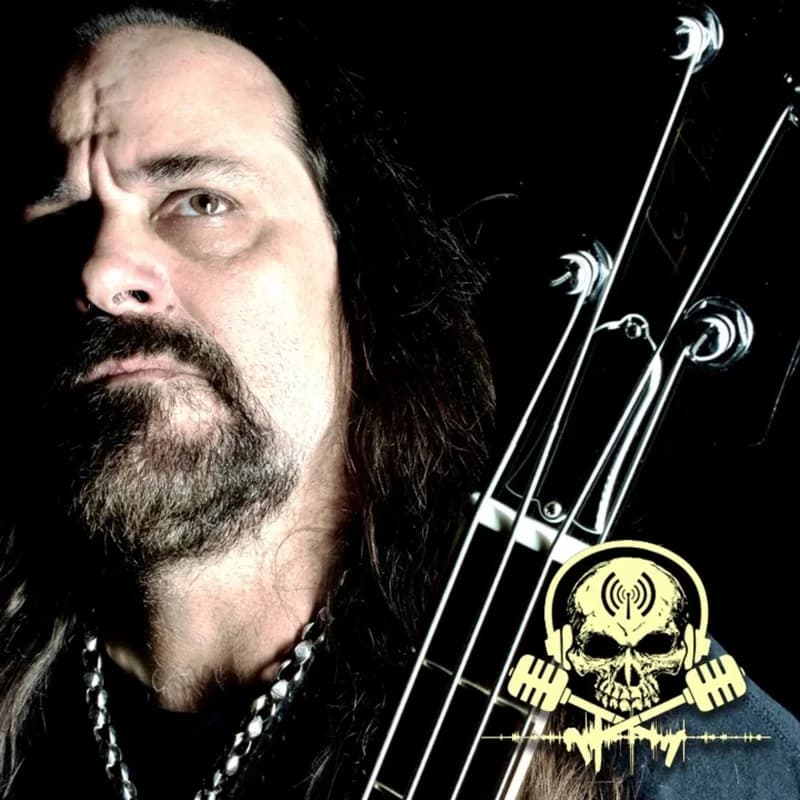 Glen Benton (Deicide): su pacto con Satanás y su cruz invertida quemada