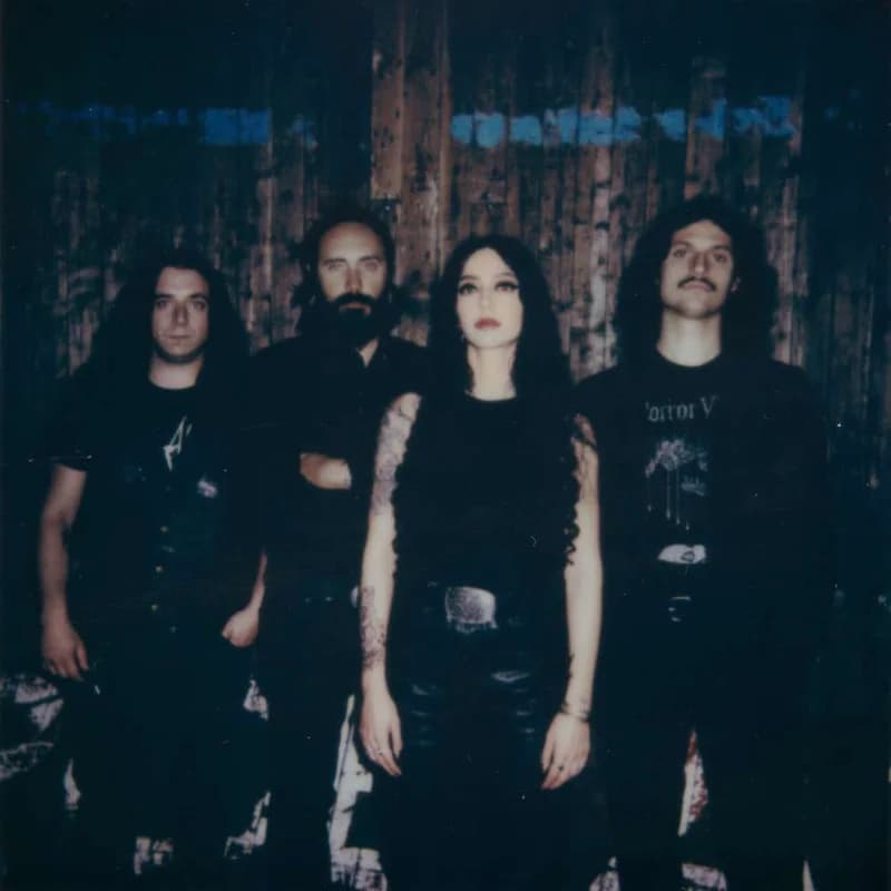 MESSA encienden el alma con su nuevo vídeo “Fire on the Roof”