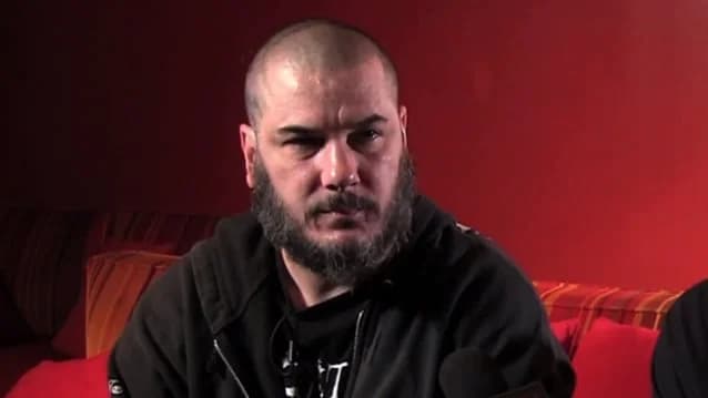 Phil Anselmo y el saludo nazi: cómo la polémica afectó su carrera.