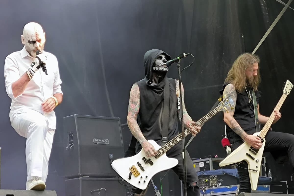 High Parasite saca «Drag Me Under»: Aaron Stainthorpe y compañía adelantan su próximo disco