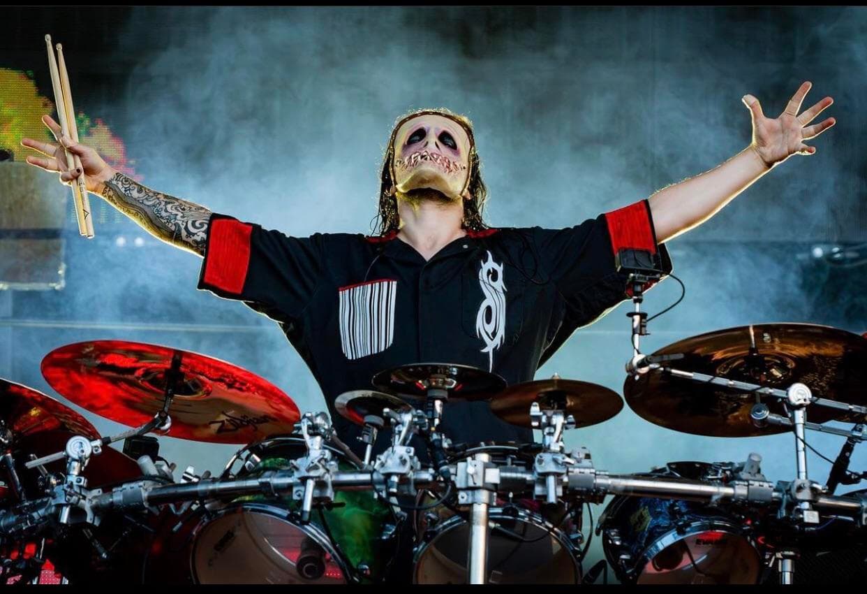 Jay Weinberg vende su legado: baterías de Slipknot, máscaras y gear exclusivo en Reverb