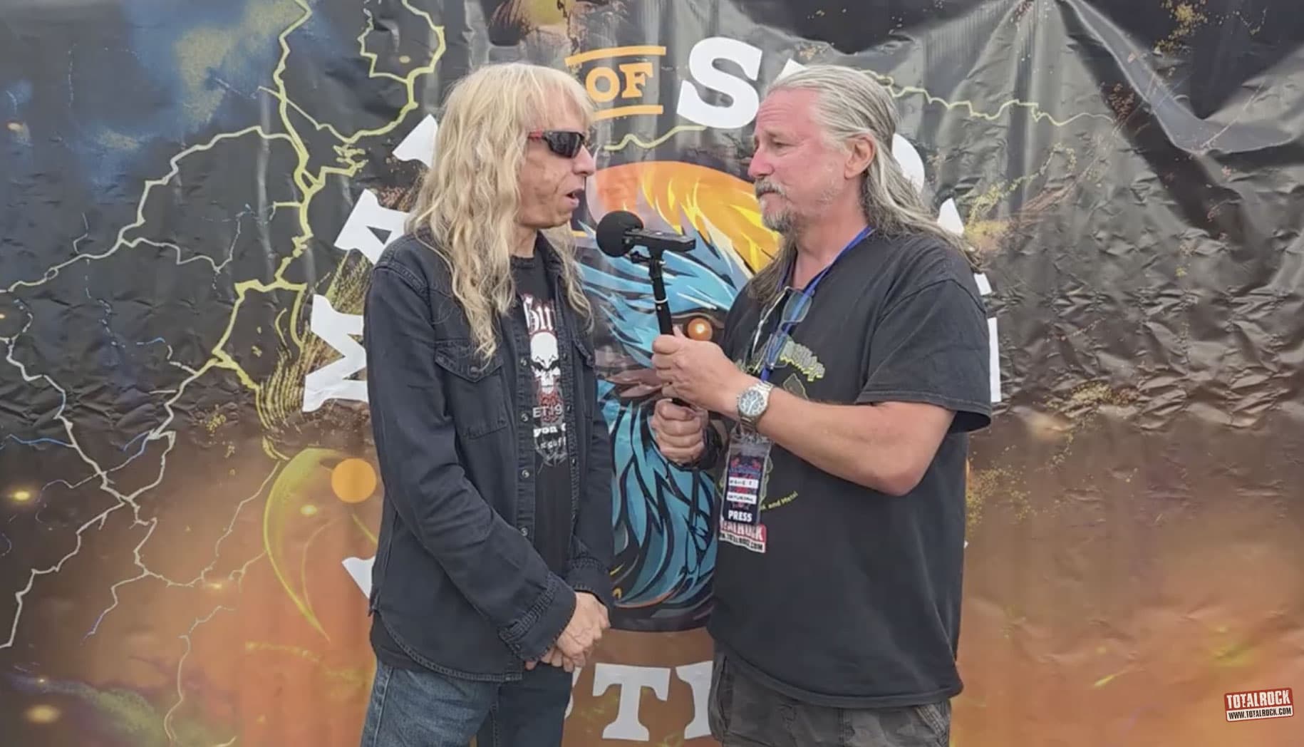 ¡SAXON anuncia su nuevo álbum "Gods Of Thunder" para enero de 2027!