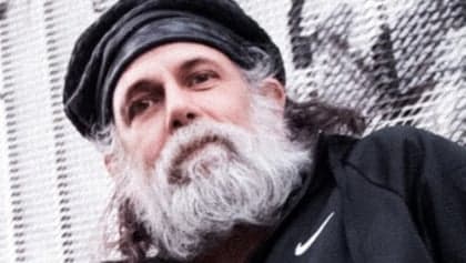 Chris Barnes: Sus excompañeros de Cannibal Corpse se sienten amenazados por su presencia