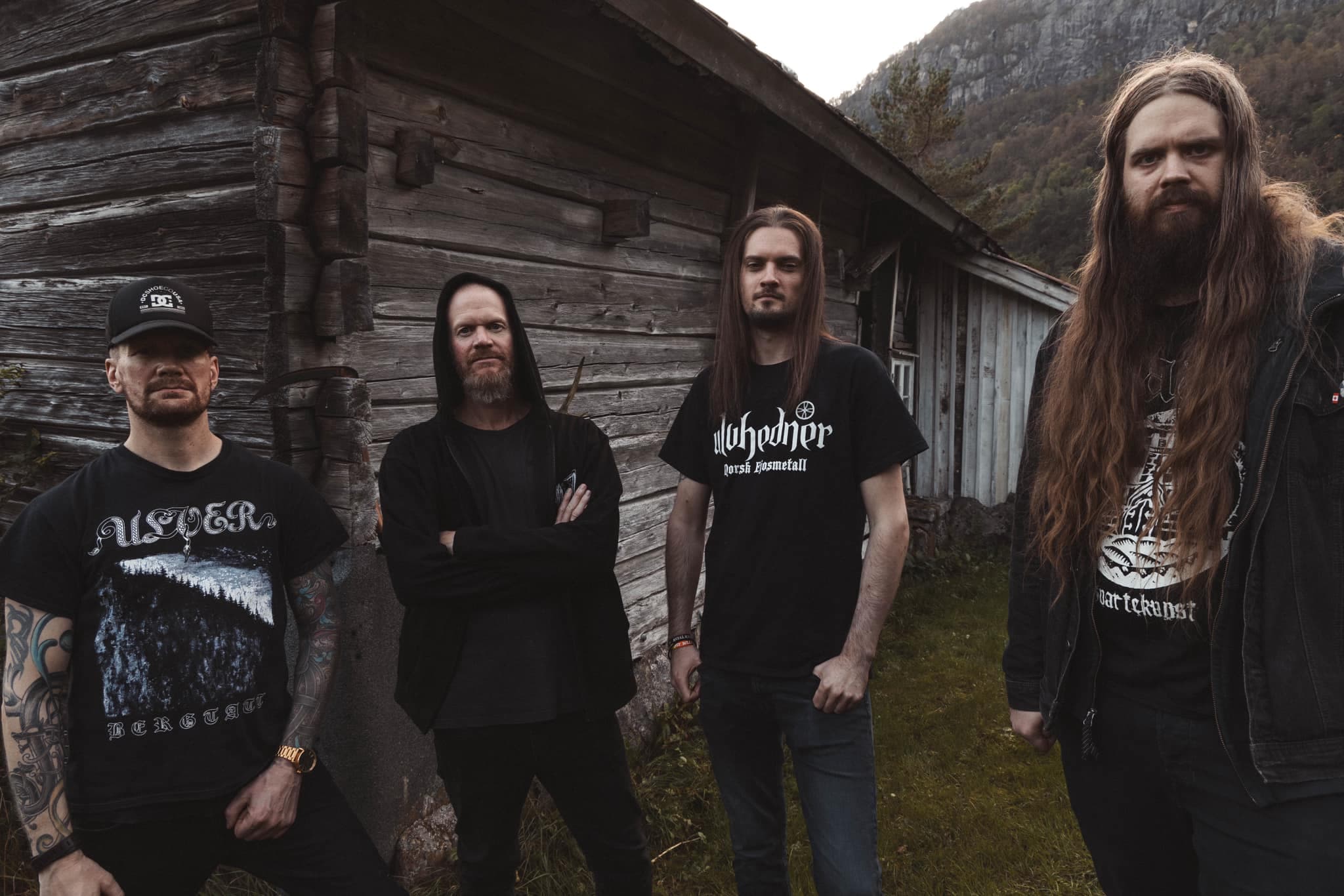 Blodørn lanza su potente álbum 'Det Finnes Ingen Trone'