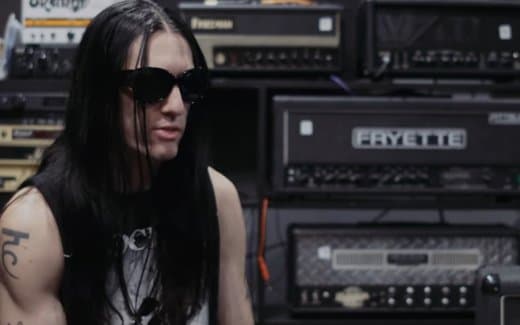 Matt Zane filtra una canción inédita de Wayne Static entre polémica familiar y legal